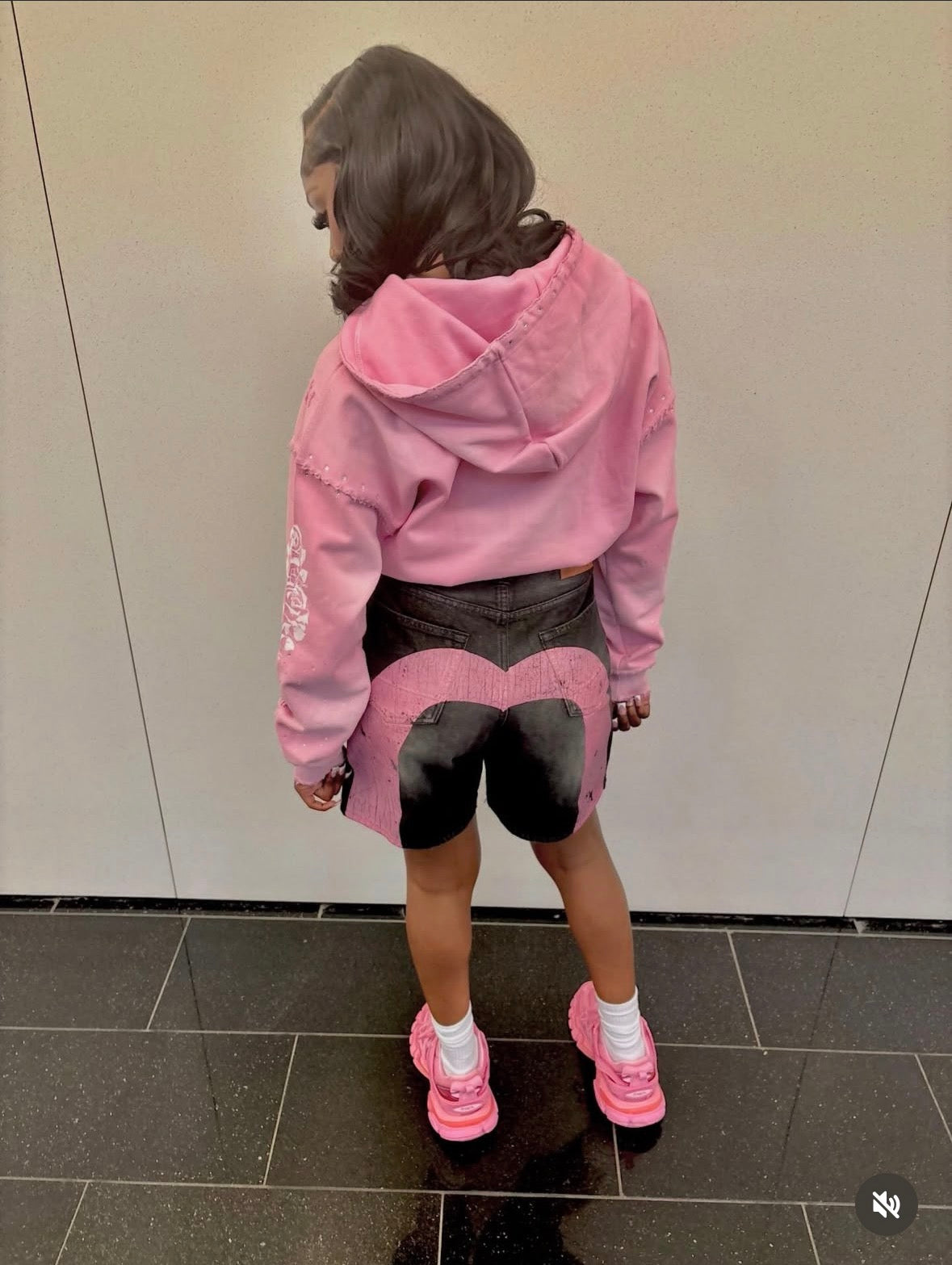 Amor De Cruddy Hoodie (Pink)
